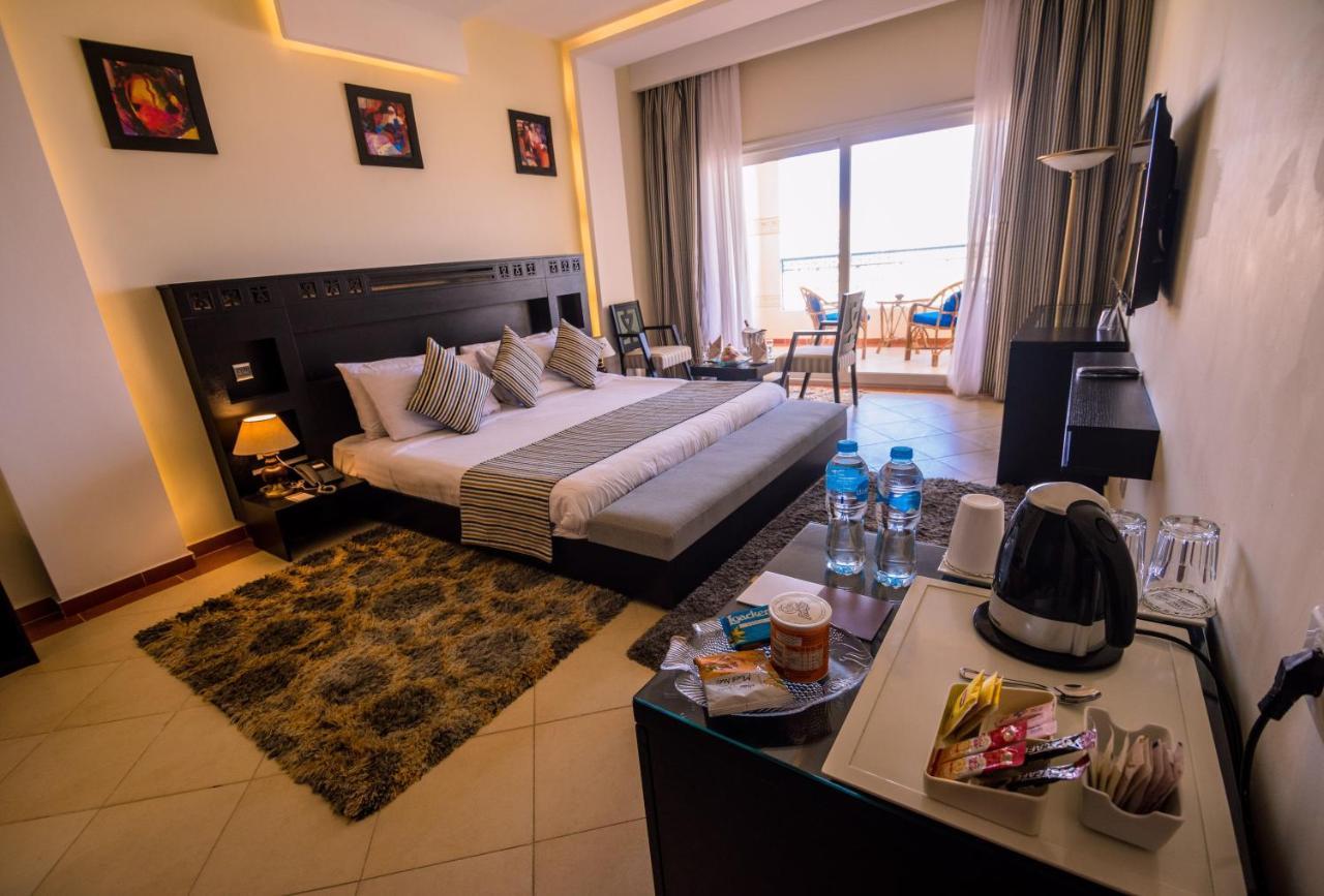 Concorde Moreen Beach Resort Abu Dabbab Esterno foto