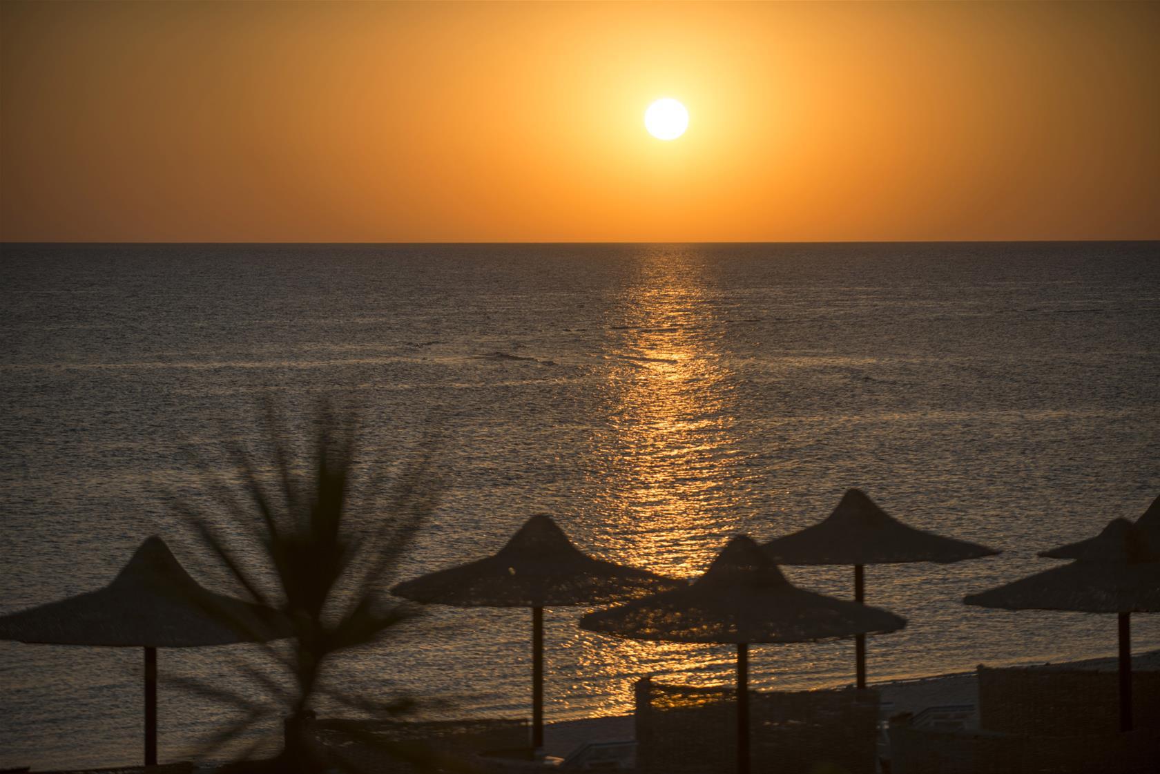 Concorde Moreen Beach Resort Abu Dabbab Esterno foto