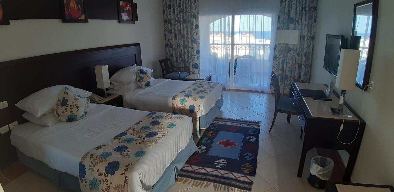 Concorde Moreen Beach Resort Abu Dabbab Esterno foto
