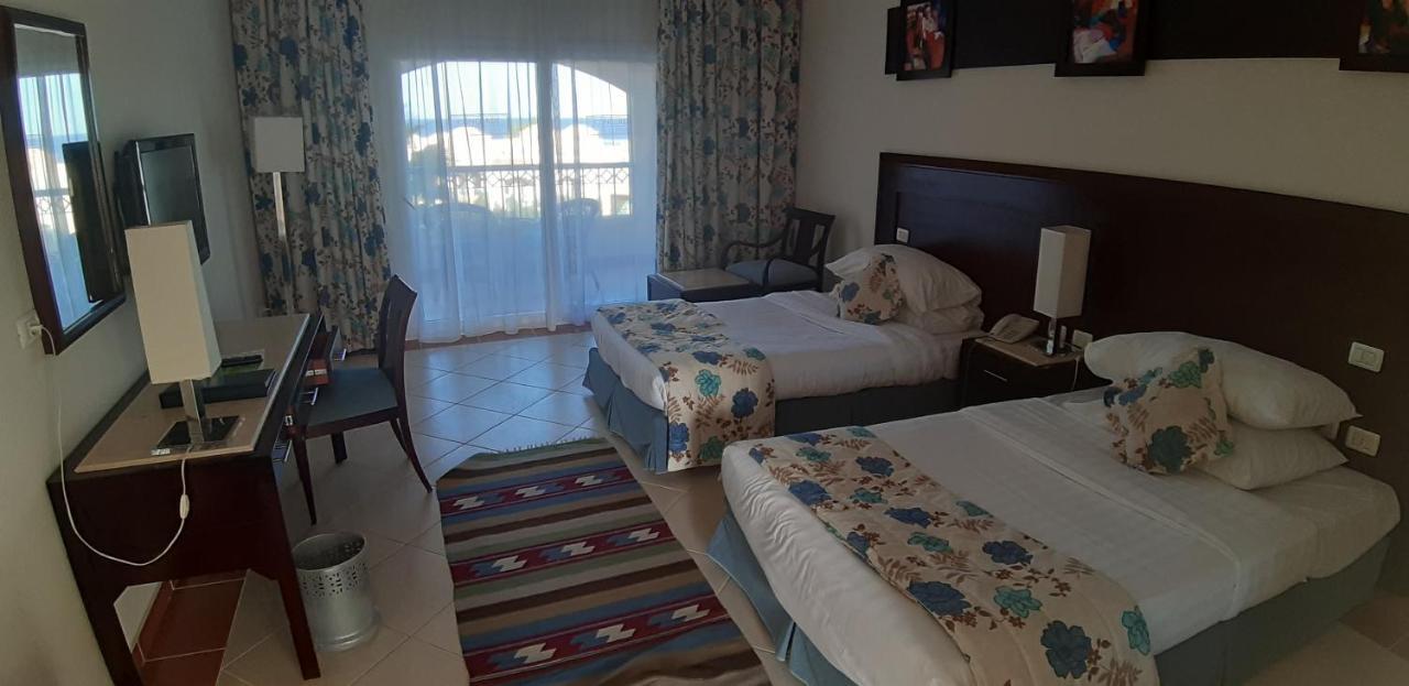 Concorde Moreen Beach Resort Abu Dabbab Esterno foto